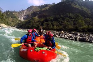 Rafting in kali gandaki river with crew